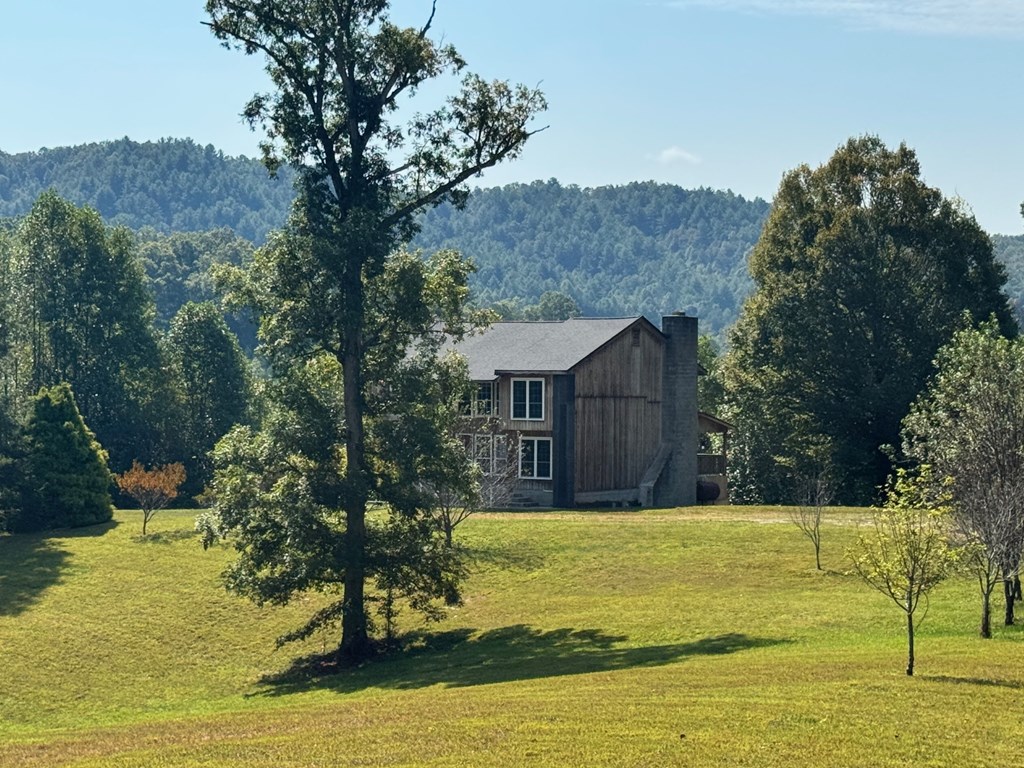 89 Simmons Ridge