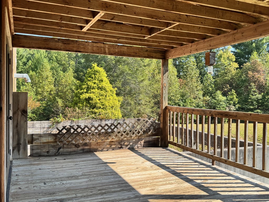 89 Simmons Ridge