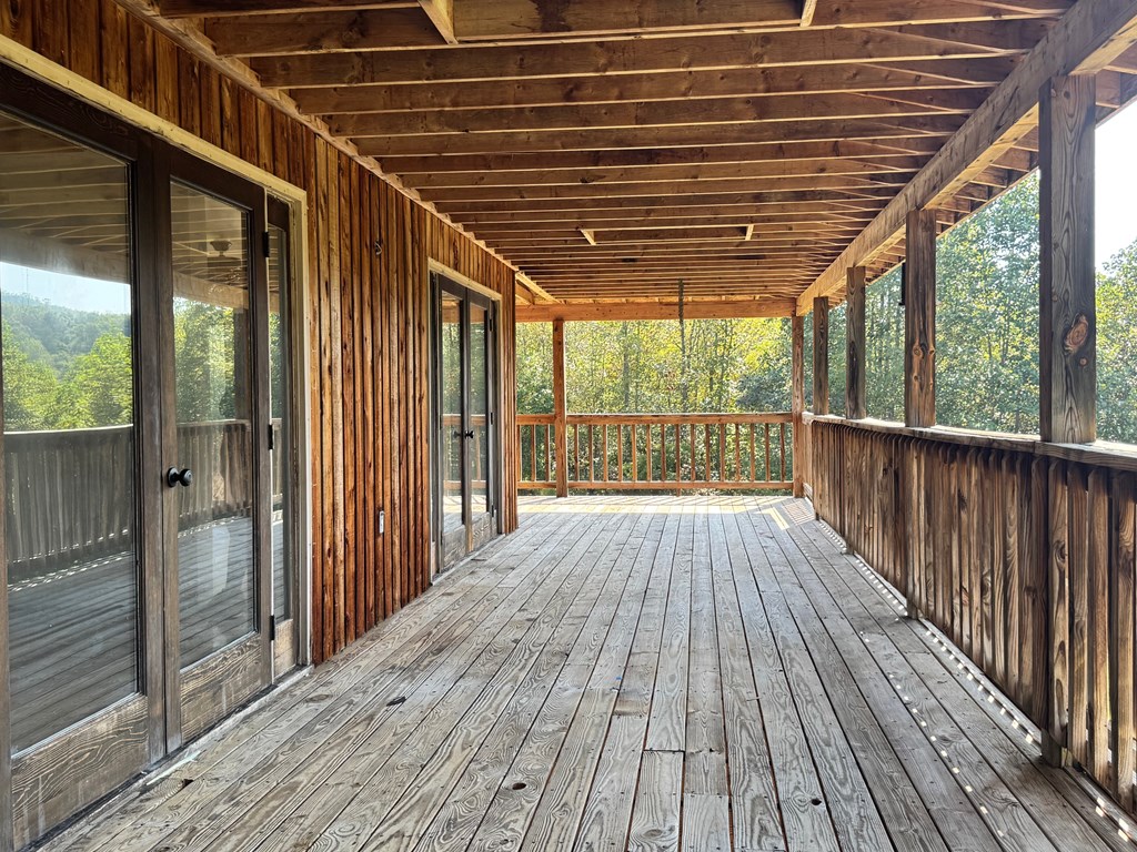 89 Simmons Ridge