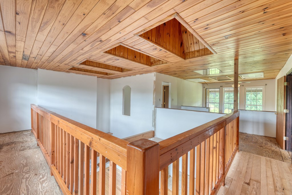 89 Simmons Ridge