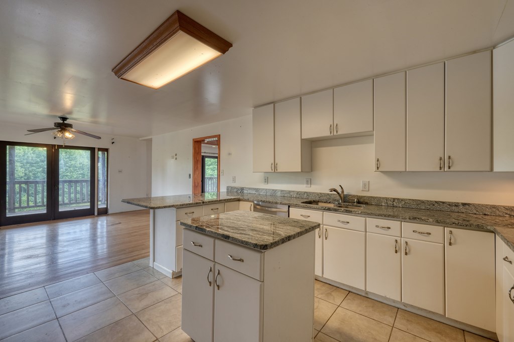 89 Simmons Ridge