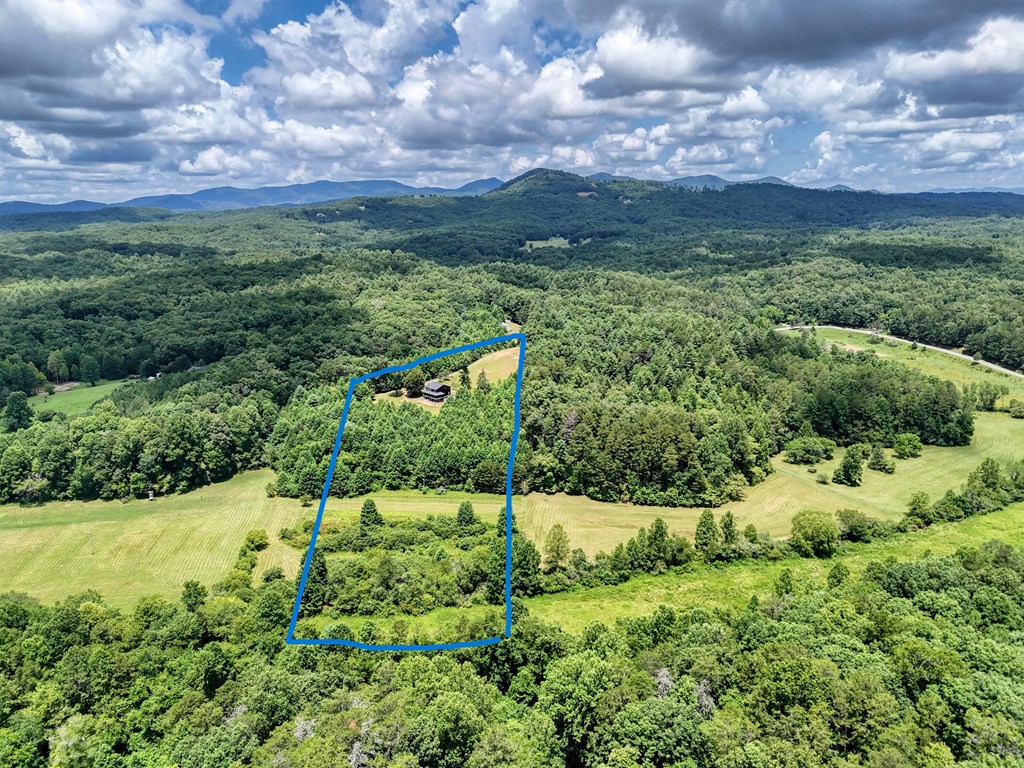 89 Simmons Ridge