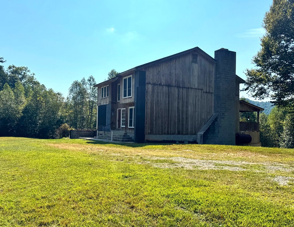 89 Simmons Ridge