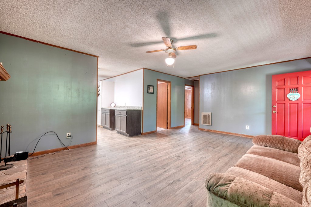 4777 Laurel Mountain Road