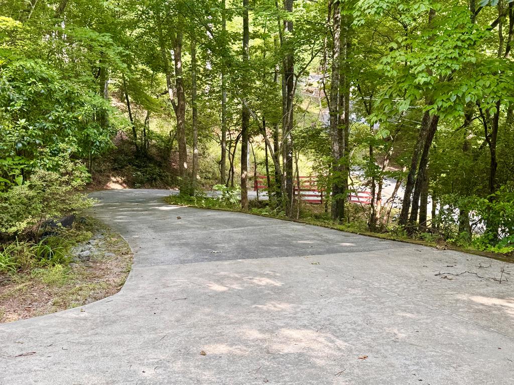 4777 Laurel Mountain Road