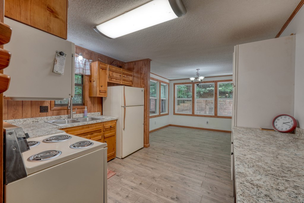 4777 Laurel Mountain Road