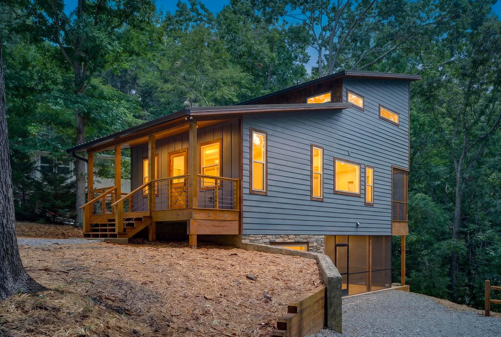 287 Lakeview Circle