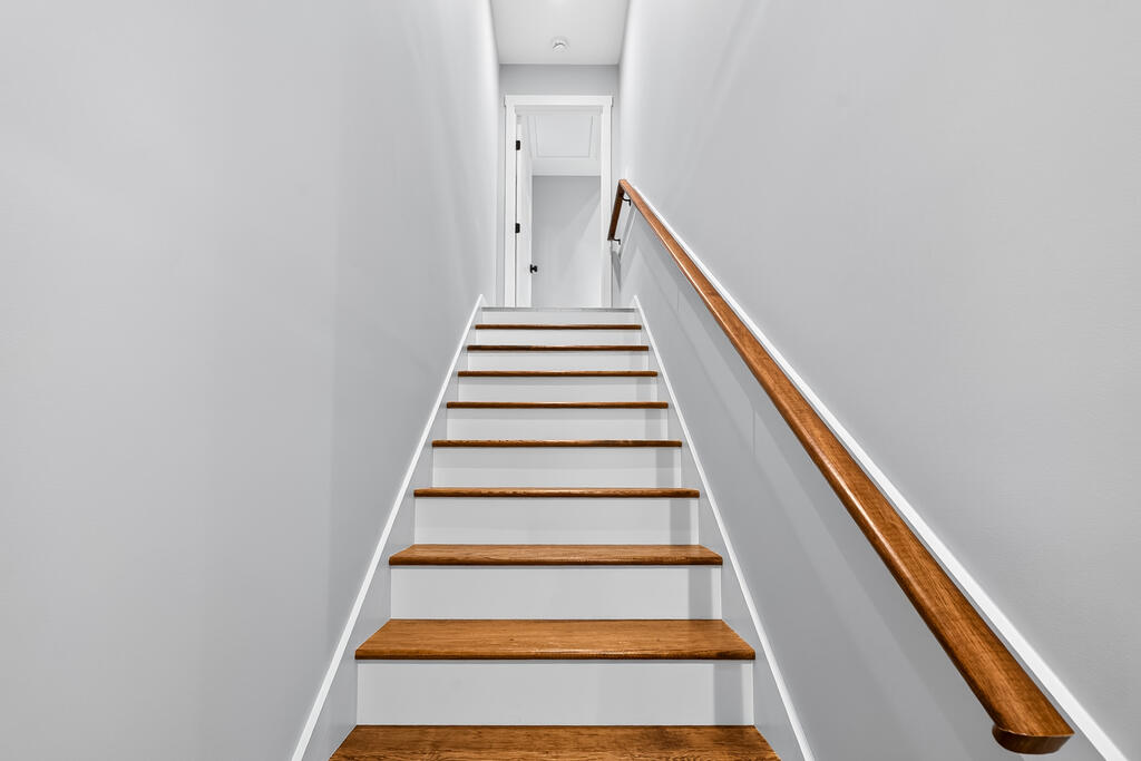 287 Lakeview Circle