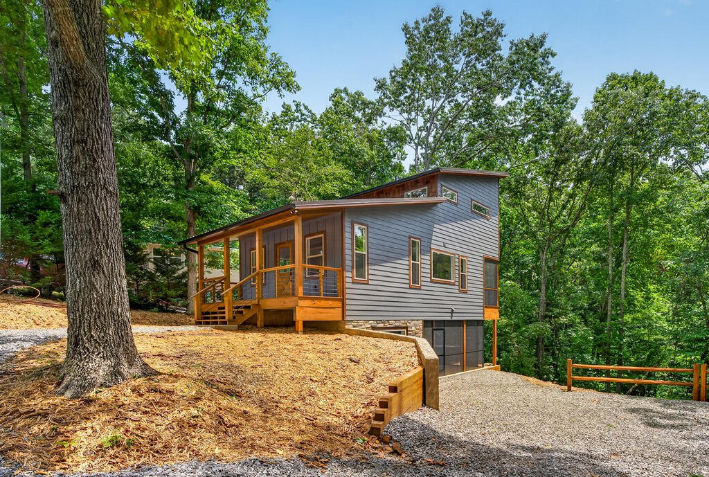 287 Lakeview Circle