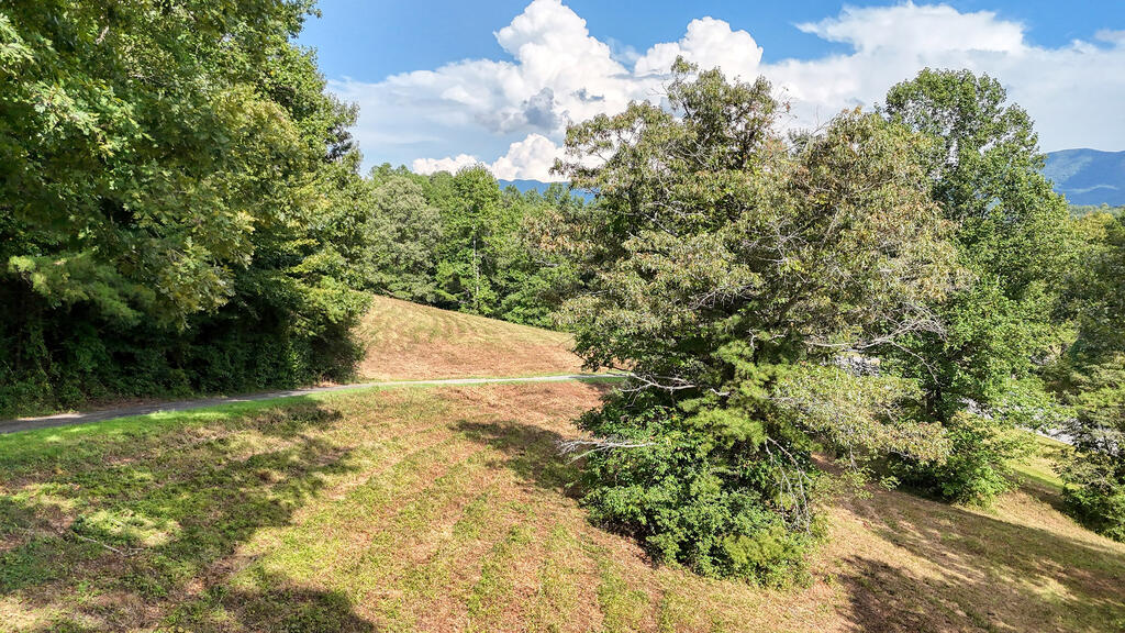 5.93 AC Hwy 64