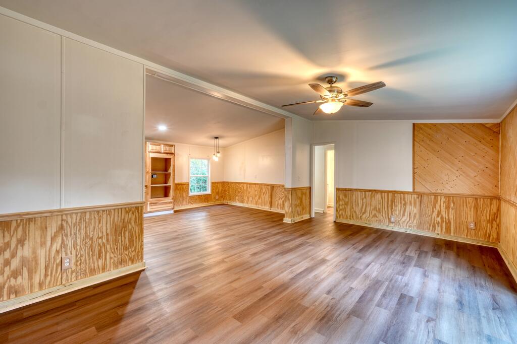 48 Green Trail