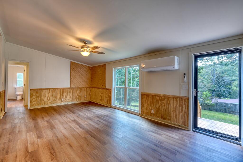 48 Green Trail