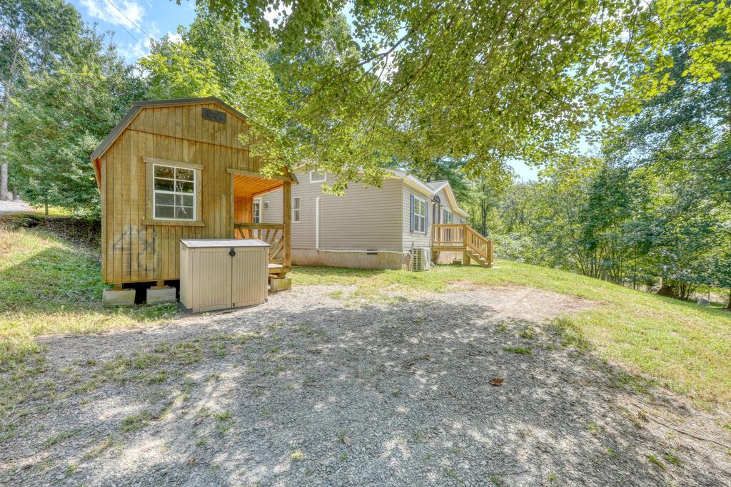 48 Green Trail