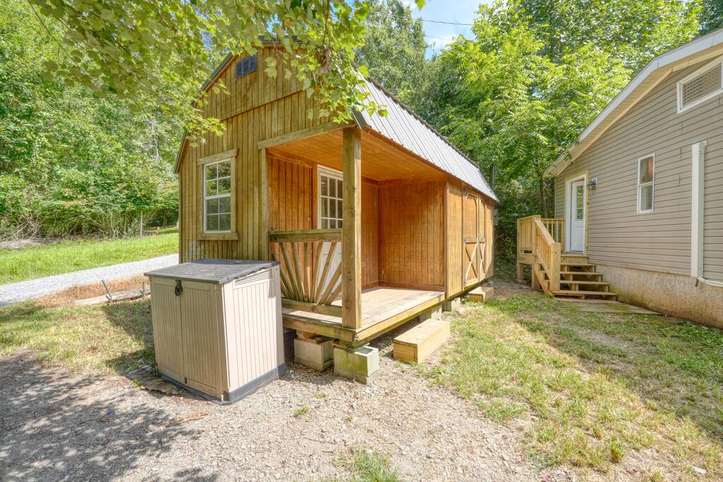 48 Green Trail