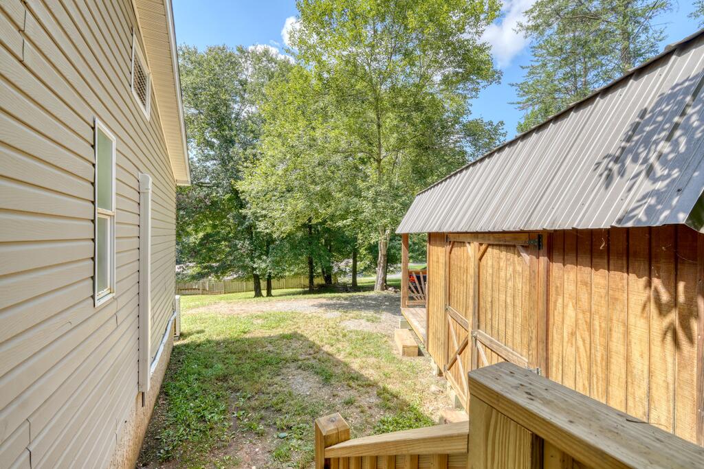 48 Green Trail