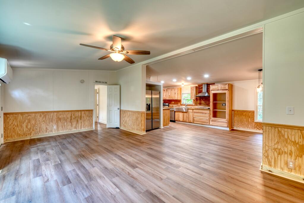 48 Green Trail