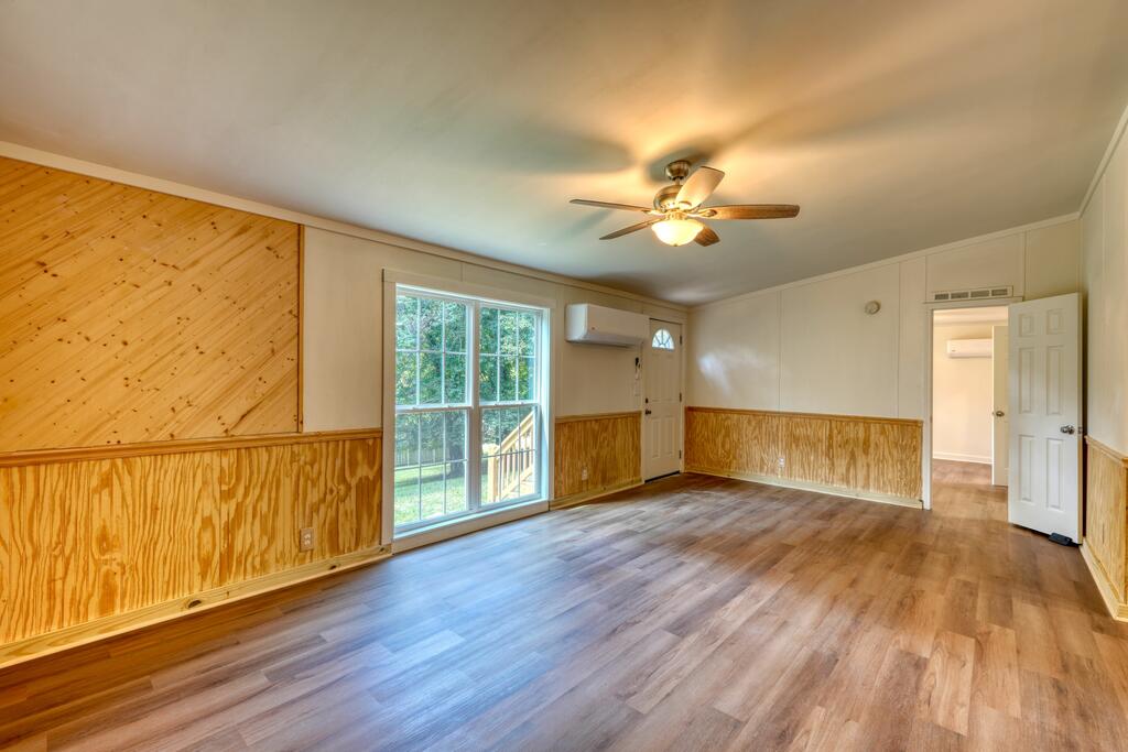 48 Green Trail