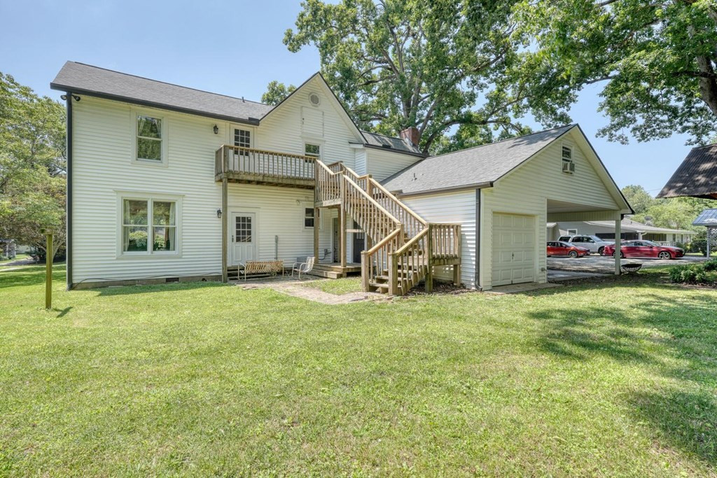 1007 Valley River Avenue