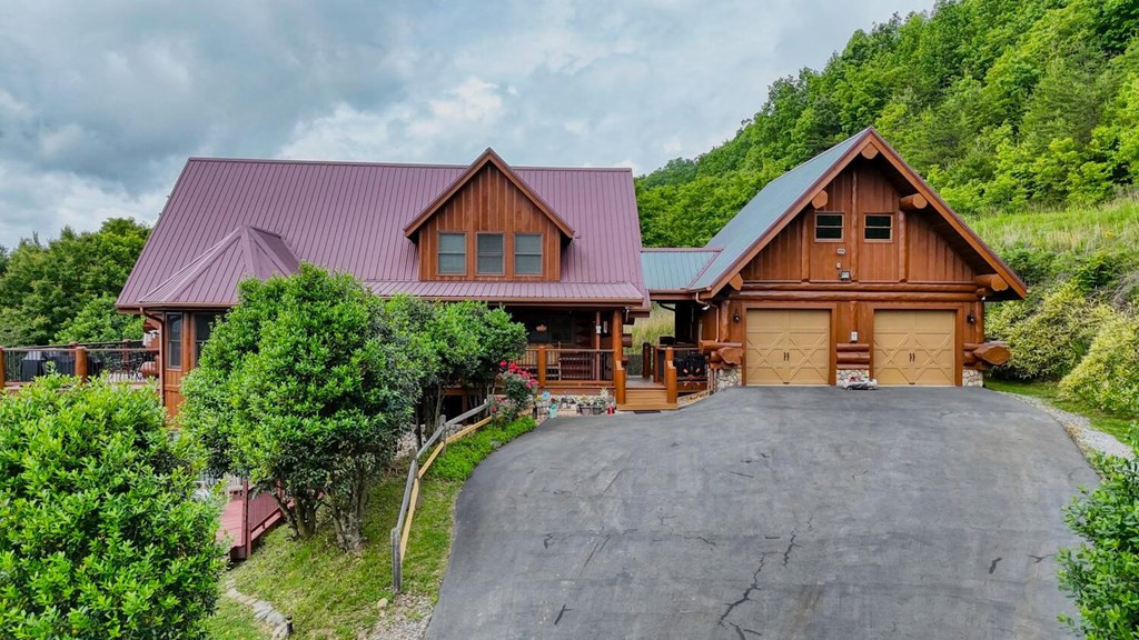 103 Wisteria Drive