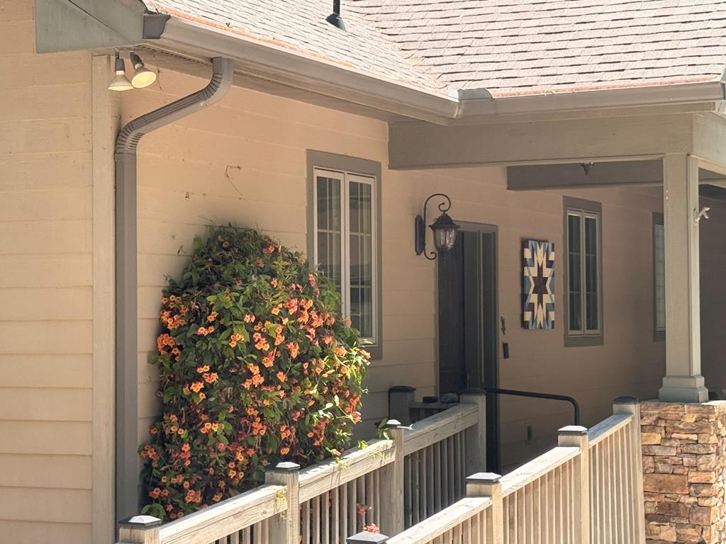 197 Eagles View Road