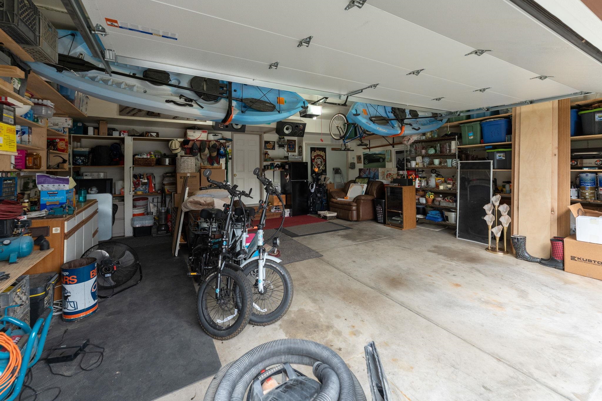 12113 E 38TH Ave