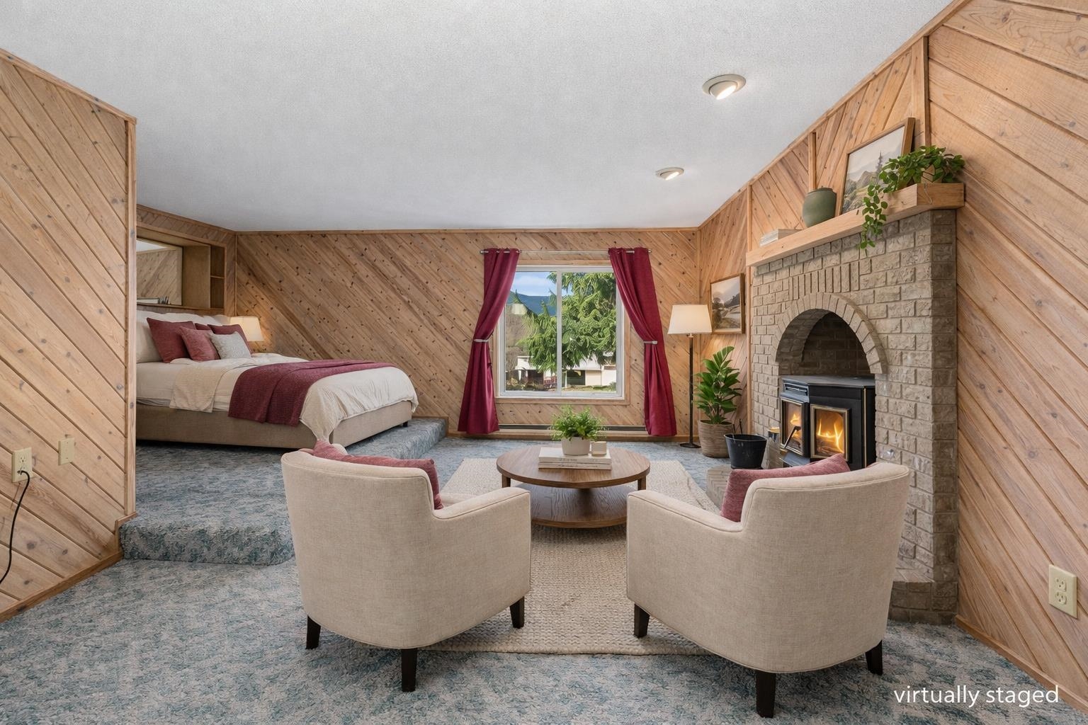 102 Crestview Dr