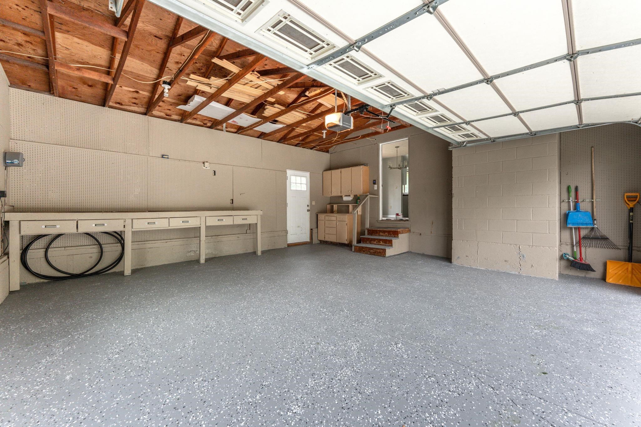 117 E Franklin Dr
