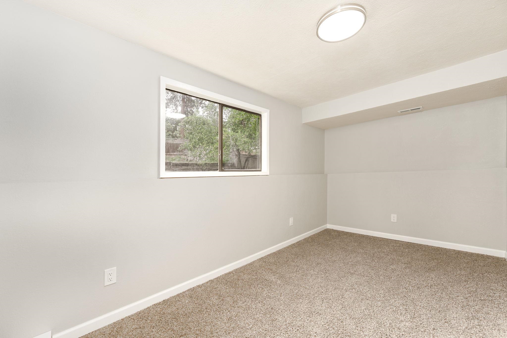 117 E Franklin Dr