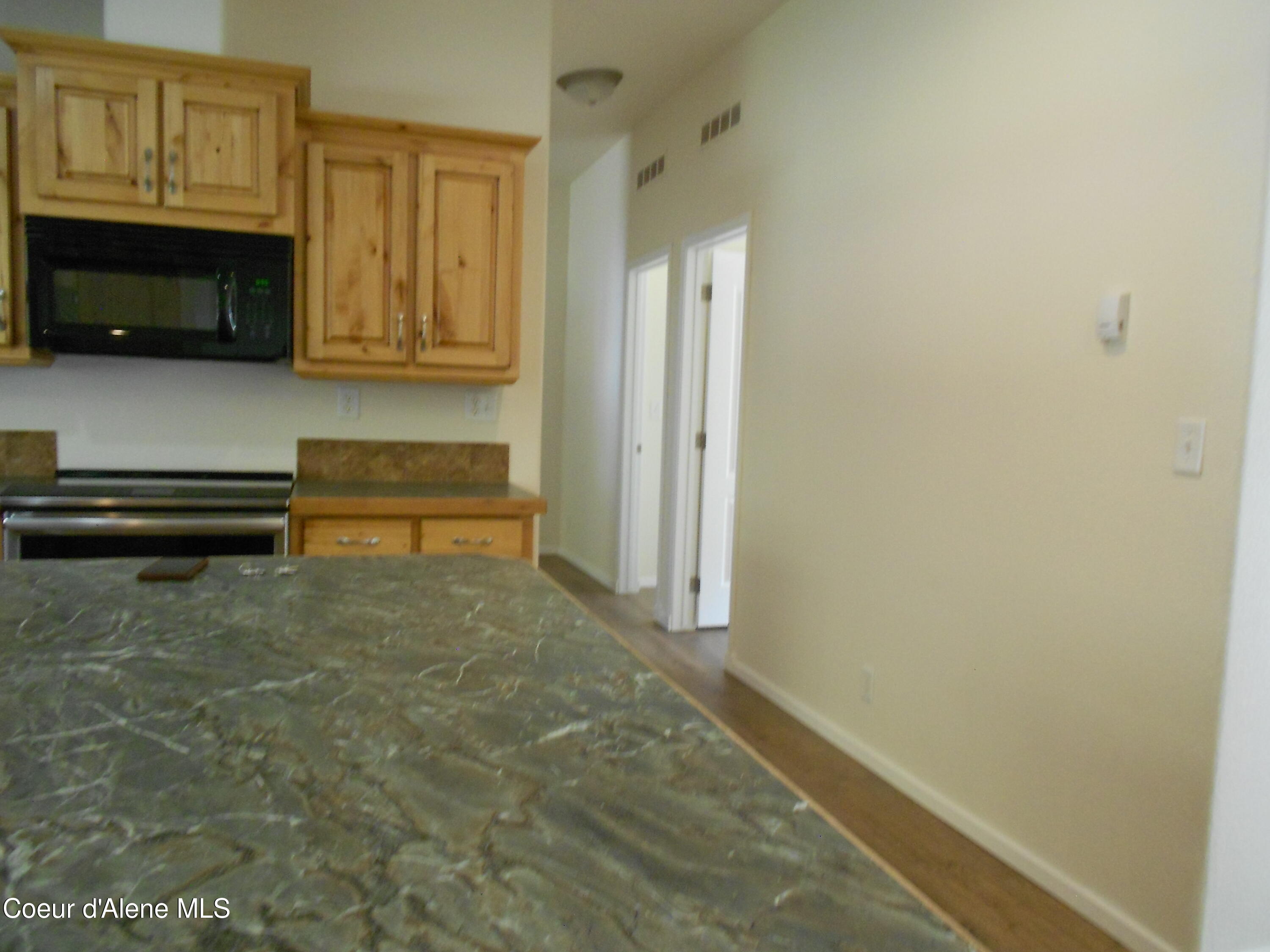 44 Crescent Dr
