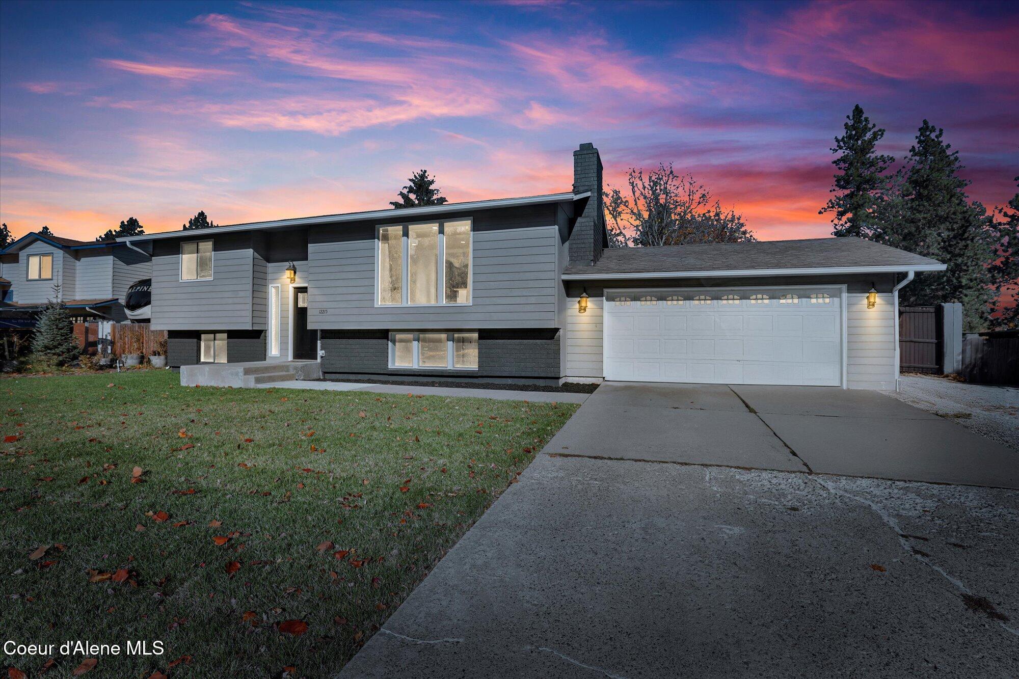 12215 W Park Ln