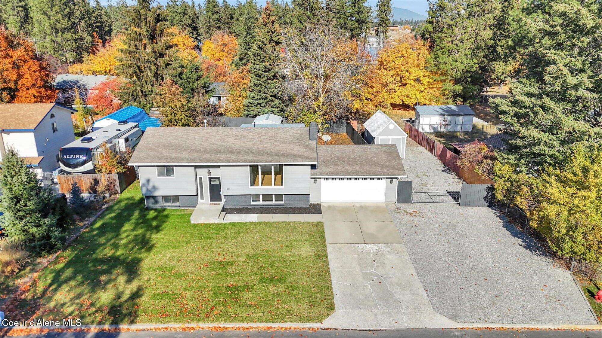 12215 W Park Ln