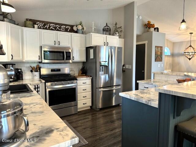 2311 N Stagecoach Dr