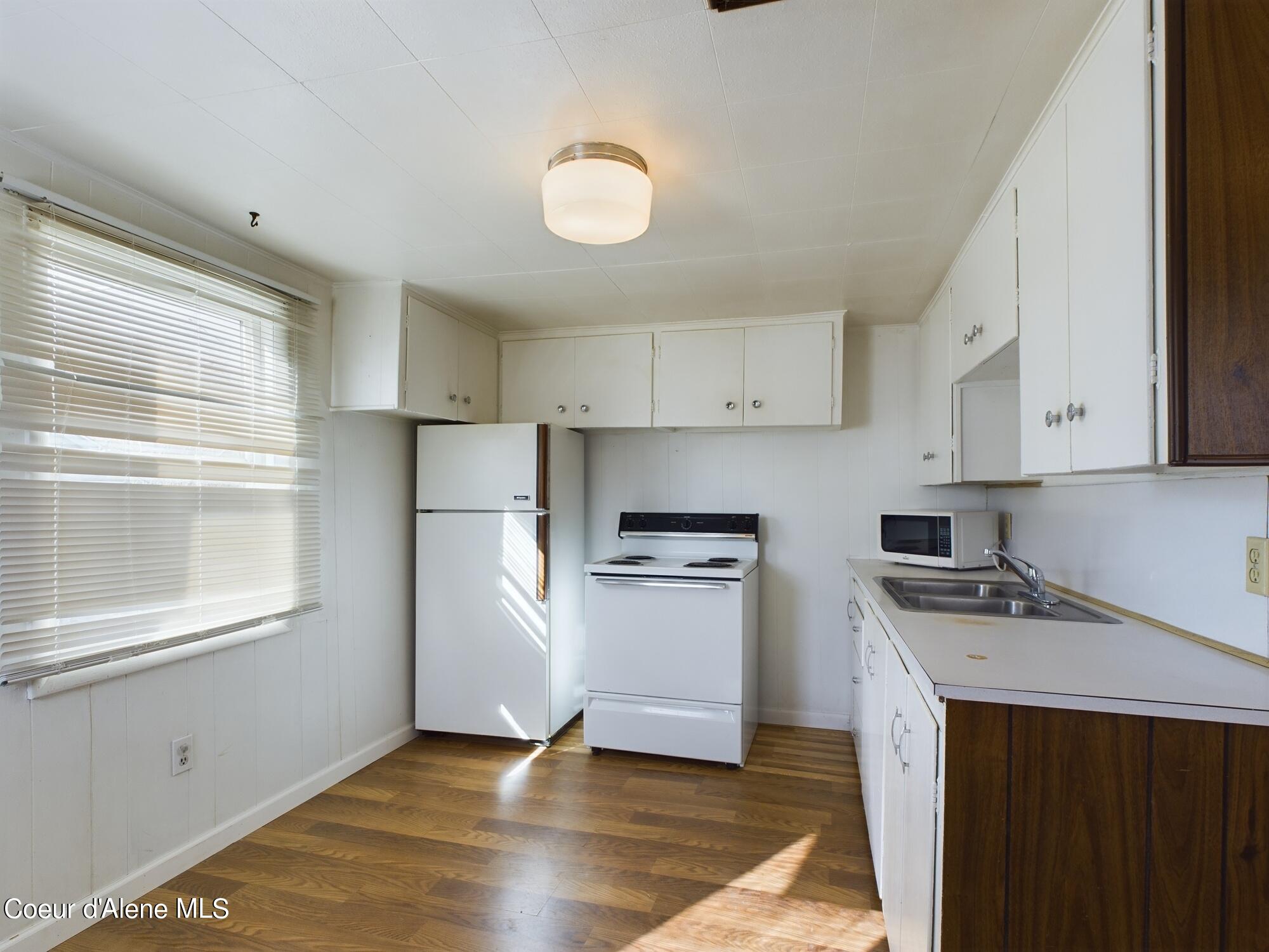 1515 14th Ave