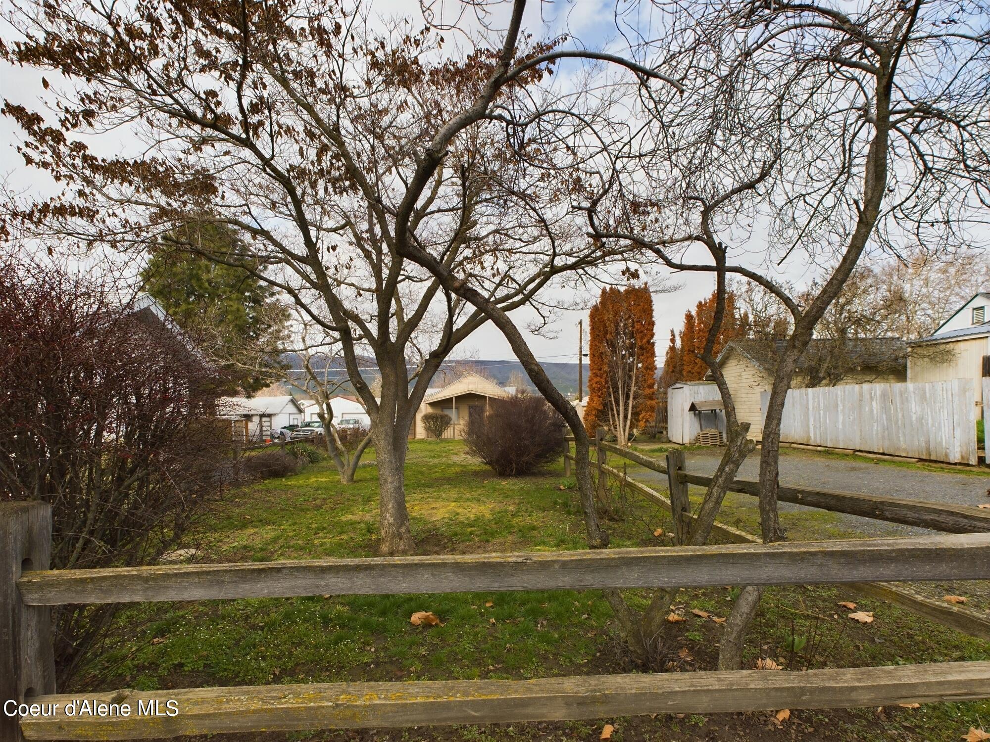 1515 14th Ave
