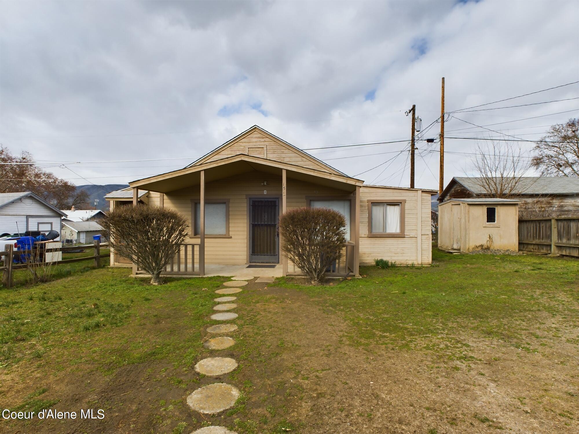 1515 14th Ave