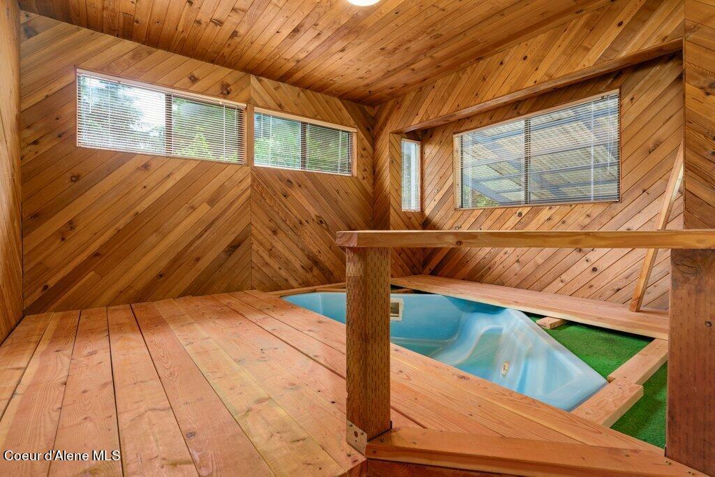 382 S PONDEROSA LOOP