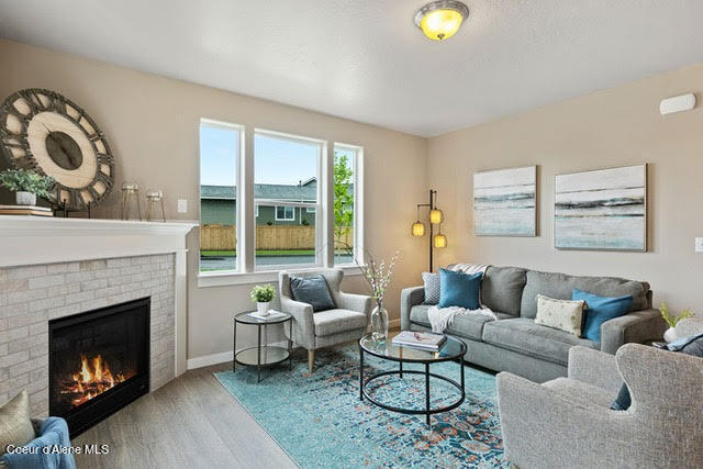 296 E Penstemon Road