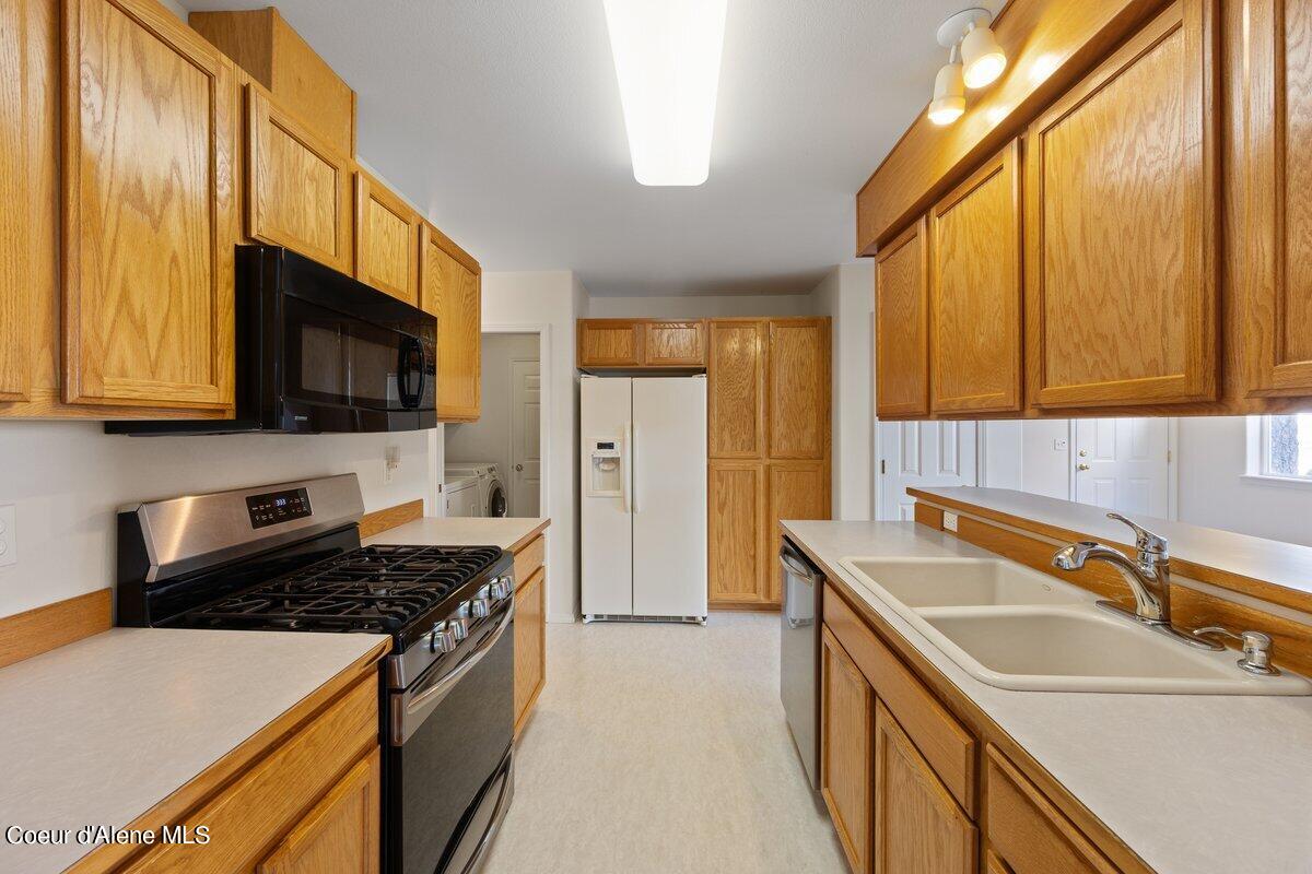 214 E KNOTTY PINE LN, Coeur d'Alene