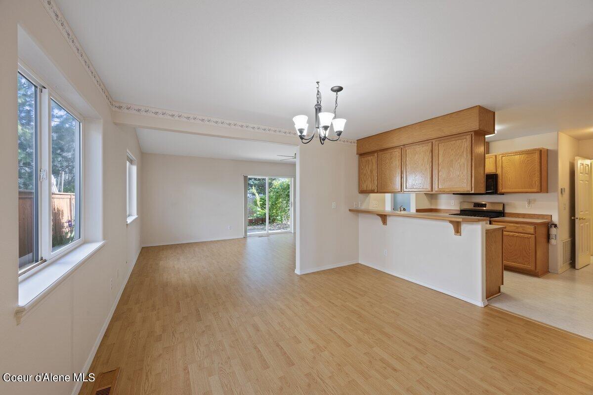 214 E KNOTTY PINE LN, Coeur d'Alene