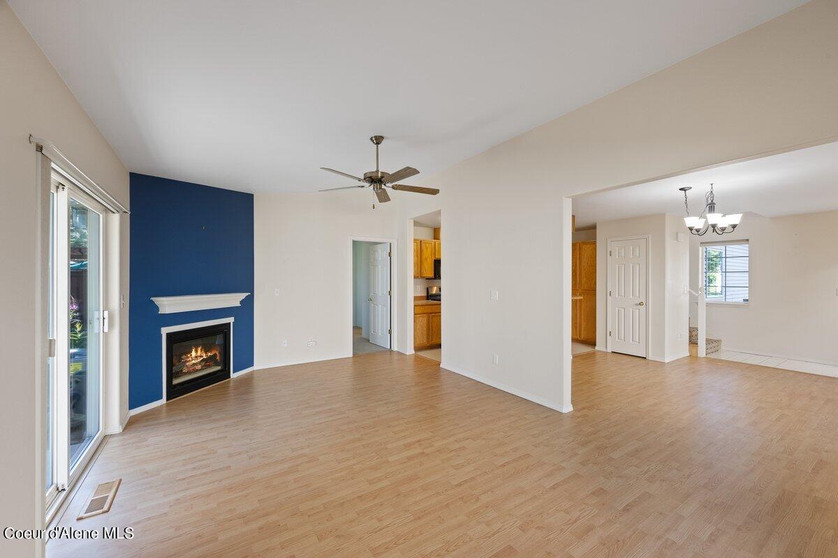214 E KNOTTY PINE LN, Coeur d'Alene