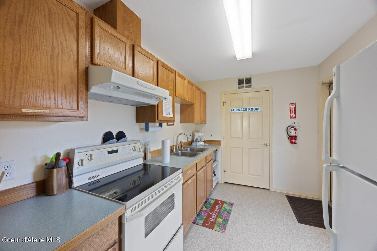 214 E KNOTTY PINE LN, Coeur d'Alene