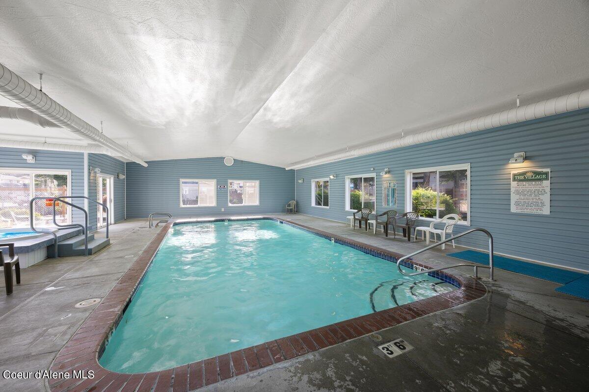 214 E KNOTTY PINE LN, Coeur d'Alene