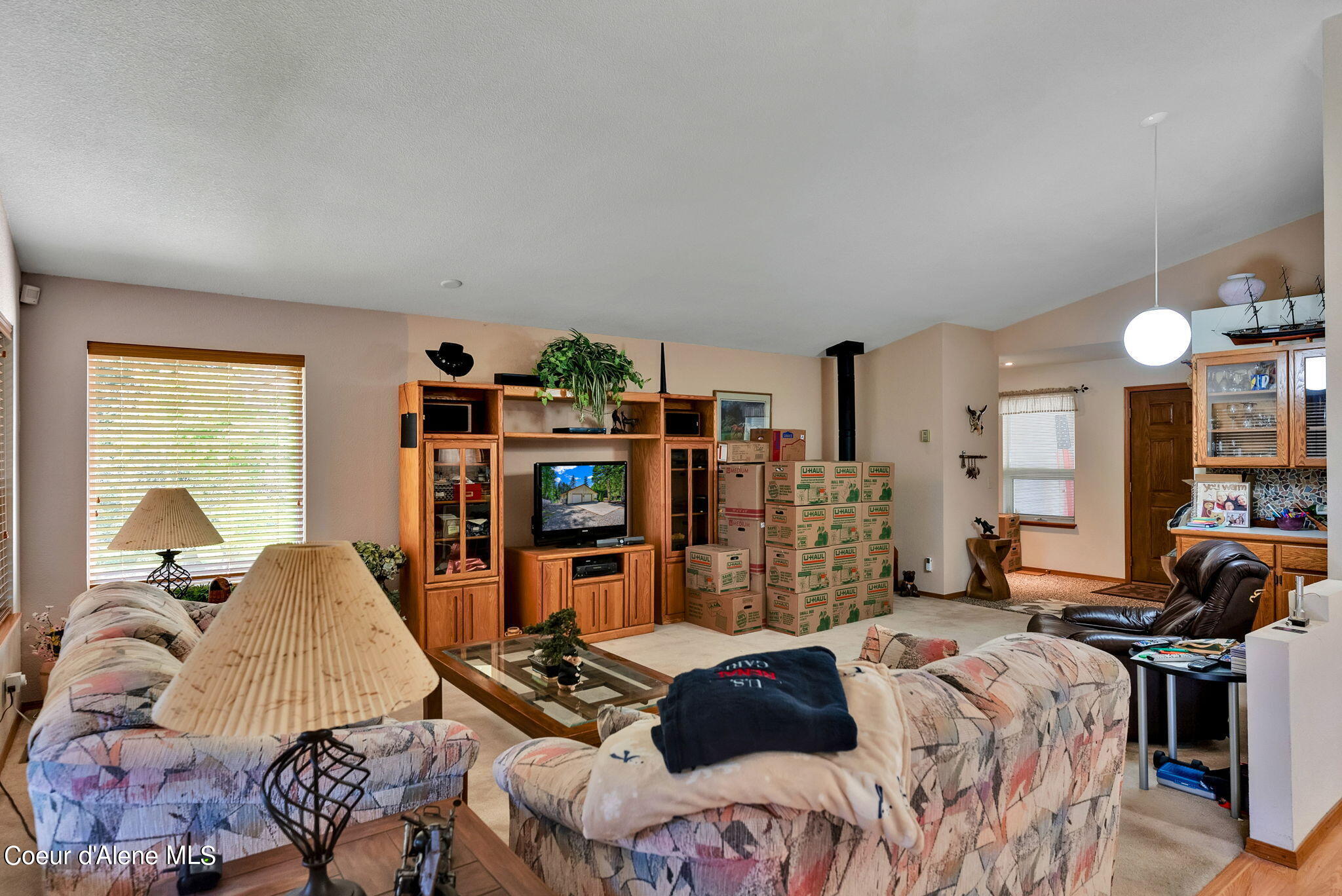 3050 E WOODLYN CT
