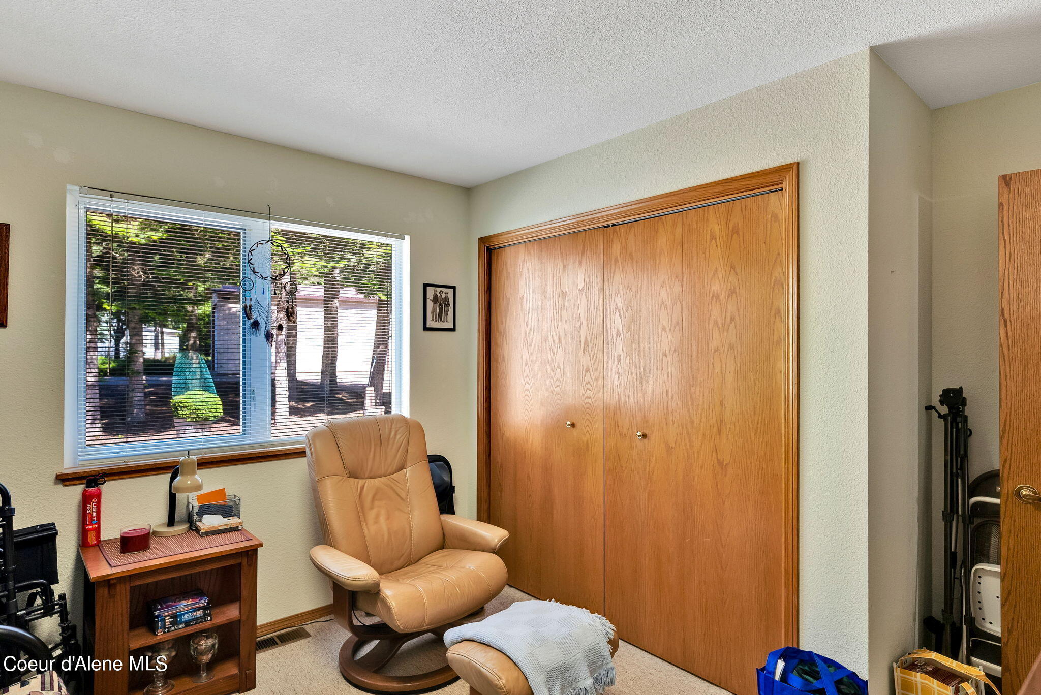 3050 E WOODLYN CT