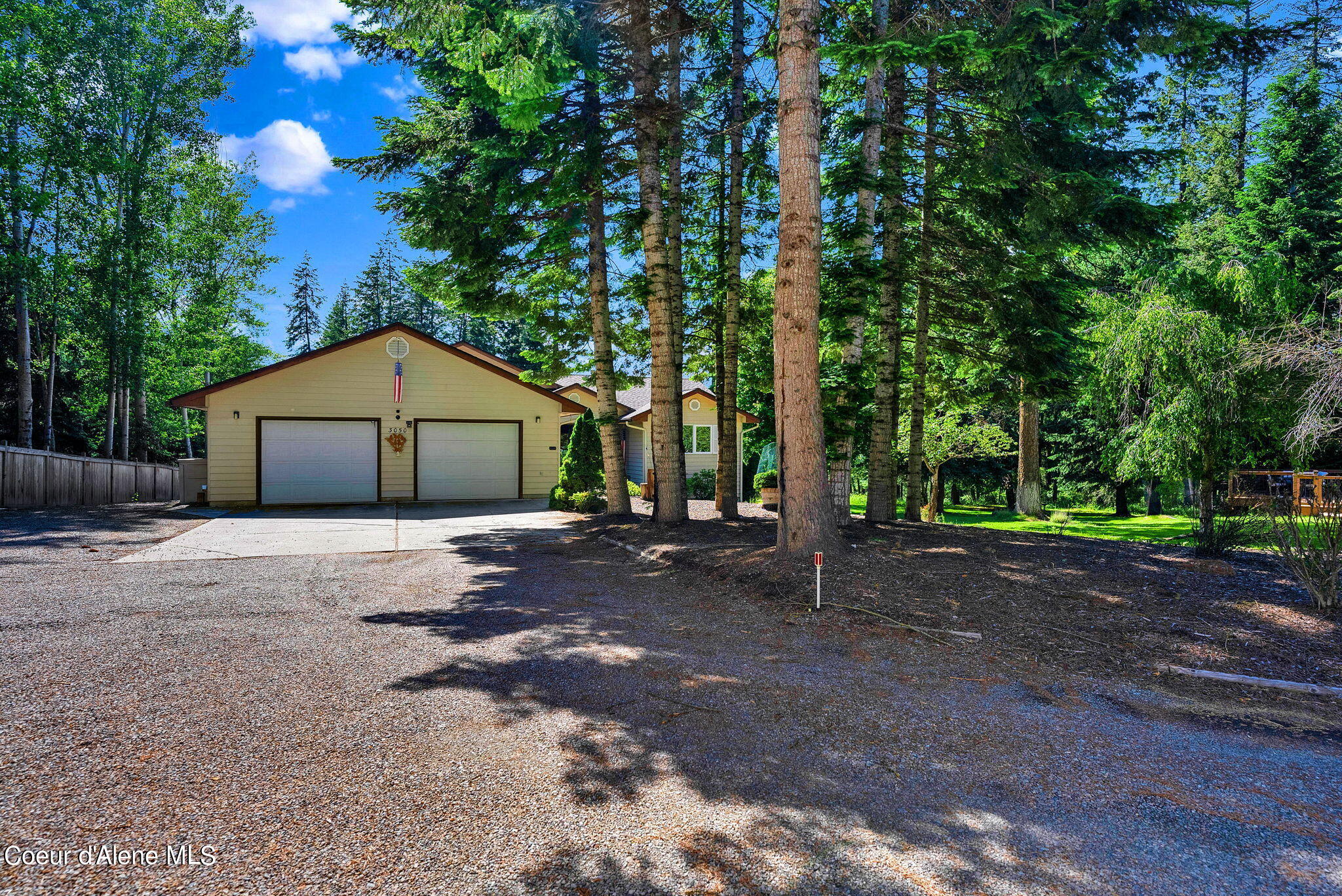 3050 E WOODLYN CT