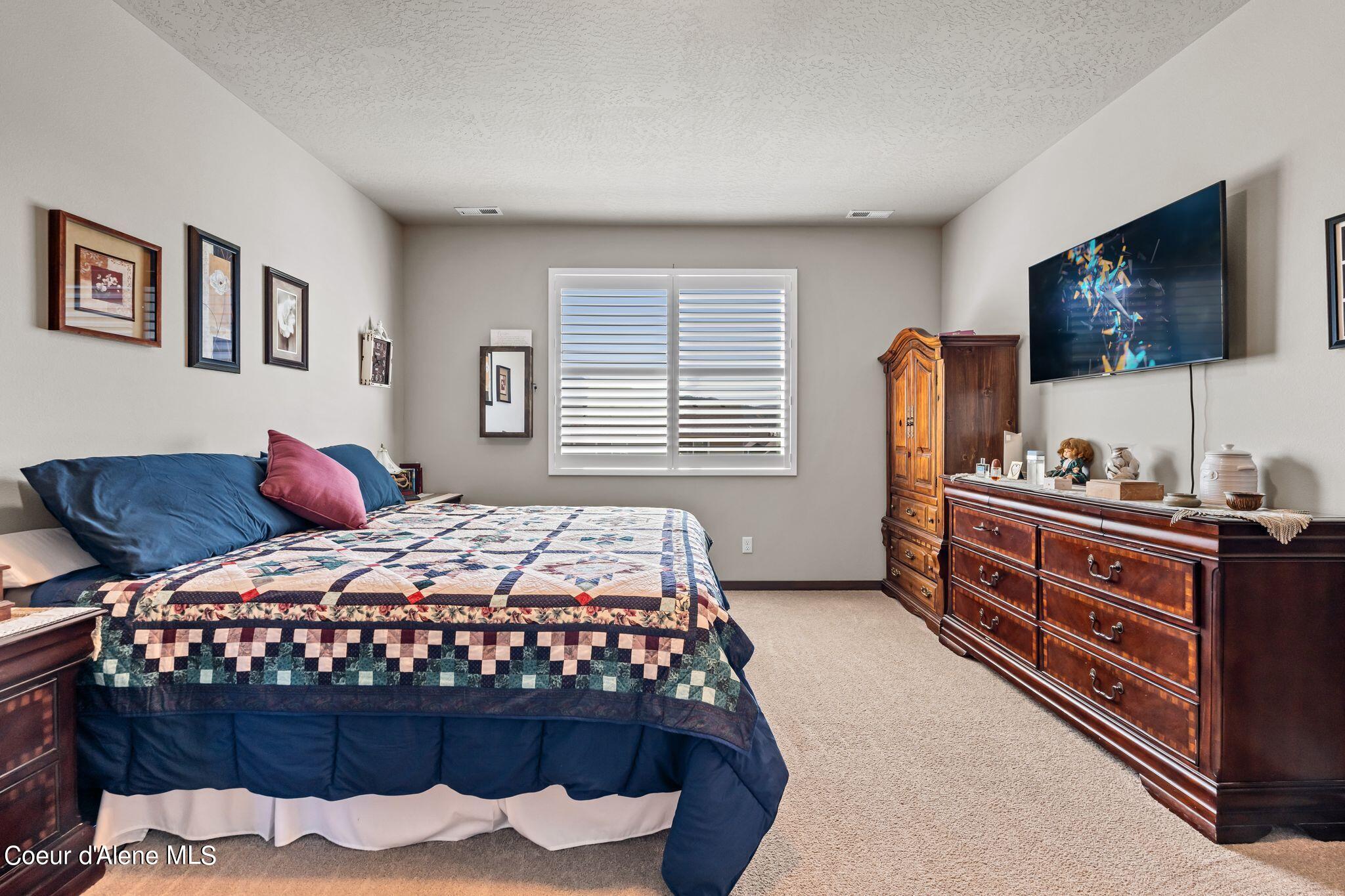 5120 W Gumwood Circle