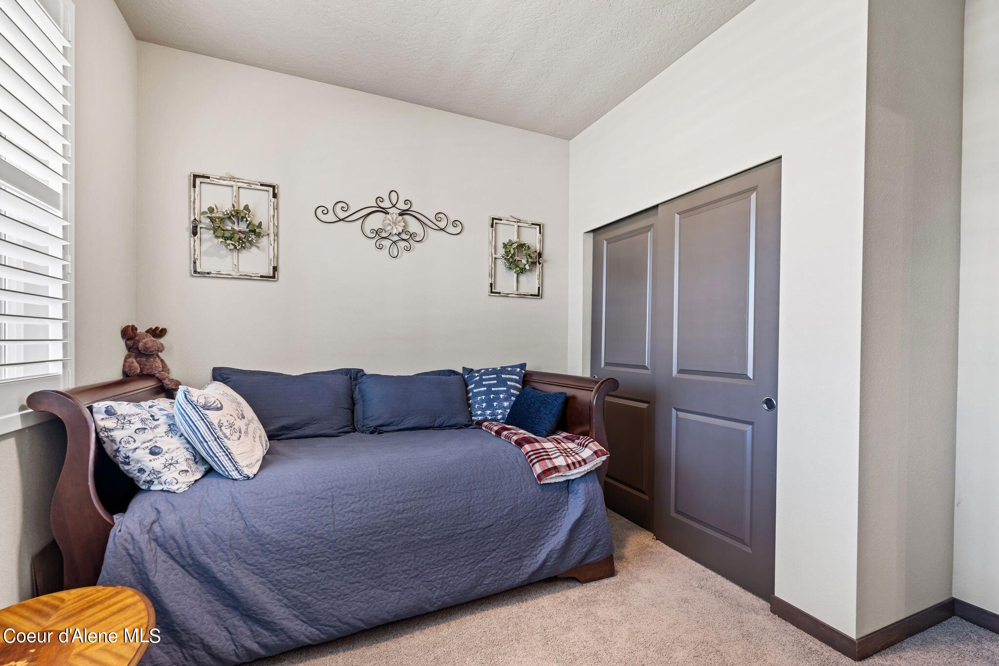 5120 W Gumwood Circle