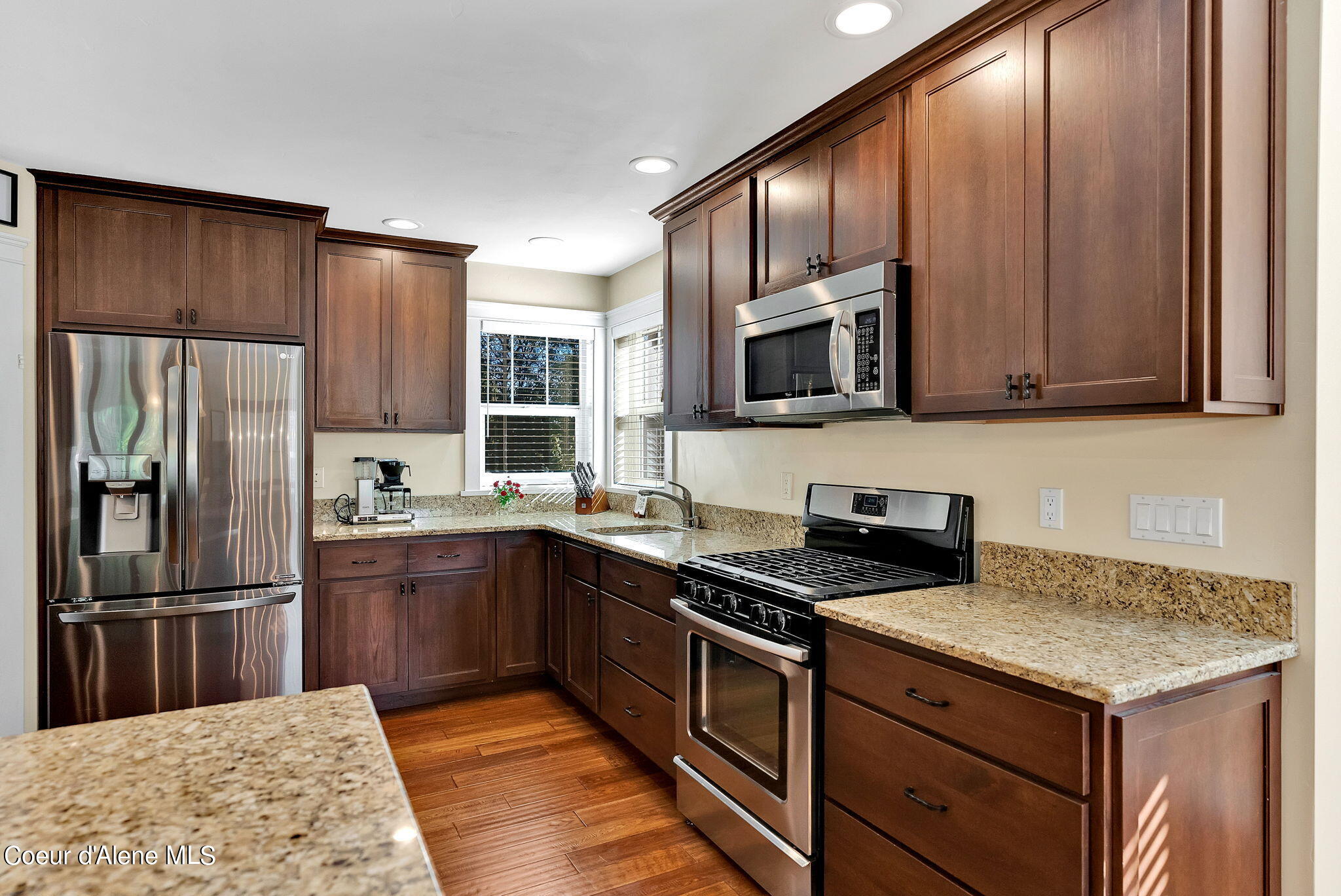 35 Perstarr Ln