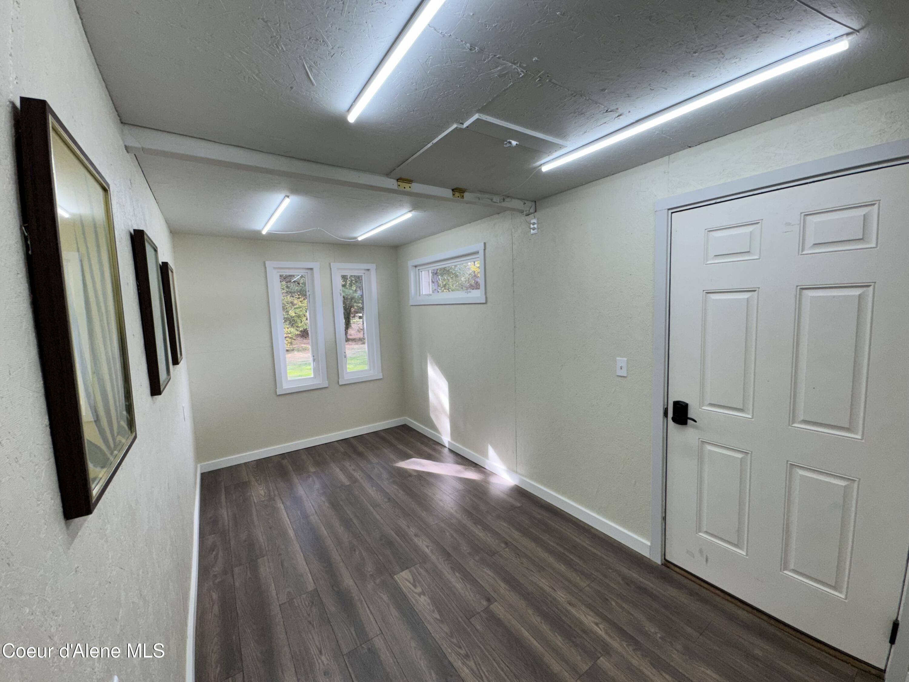 35 Perstarr Ln