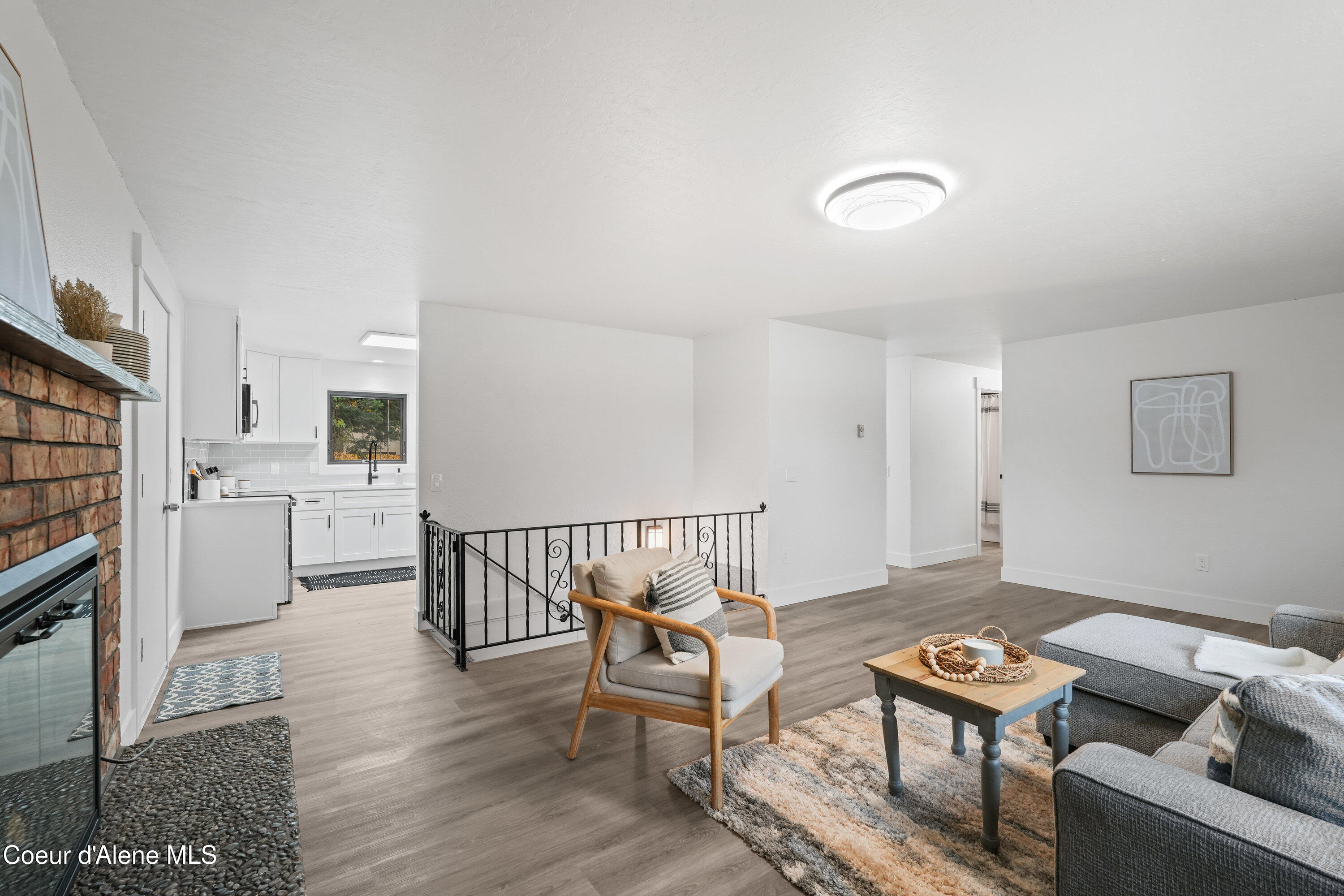 402 E SUNRISE DR, Coeur d'Alene